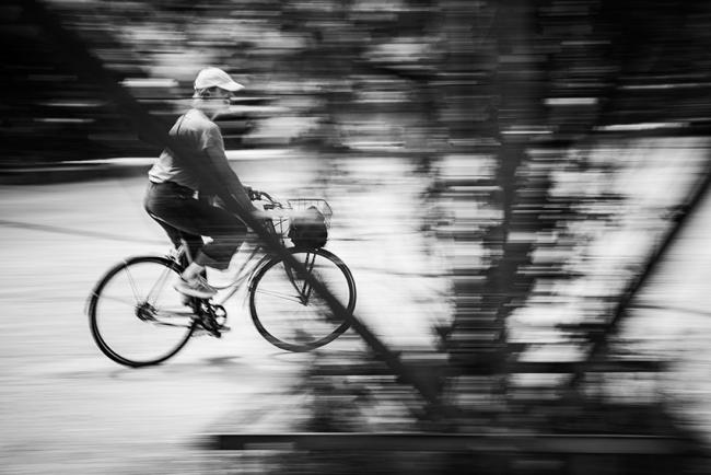Urban und doch ruhig Zürich Seebach, Katzenbachstrasse